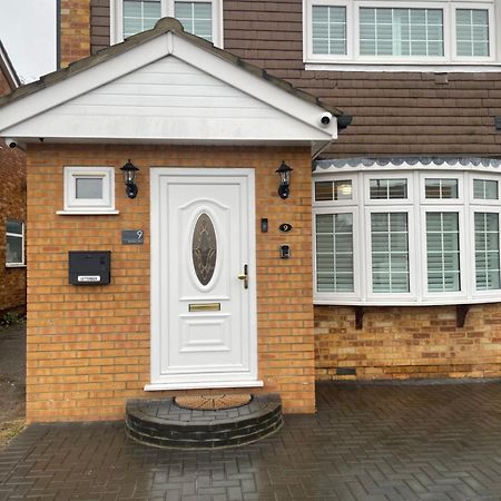 Home Near London Heathrow, Slough,Windsor,Legoland Colnbrook ภายนอก รูปภาพ