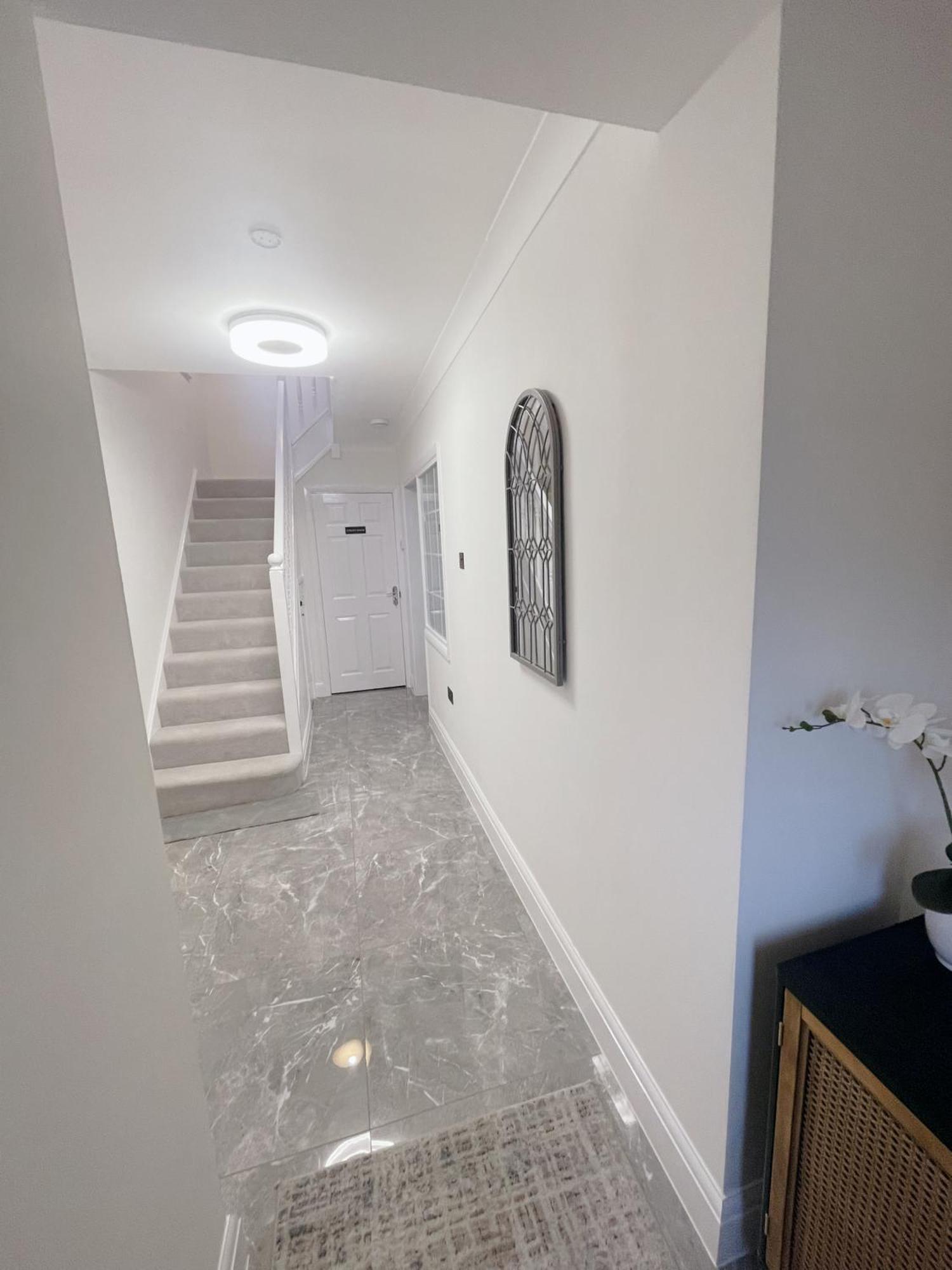 Home Near London Heathrow, Slough,Windsor,Legoland Colnbrook ภายนอก รูปภาพ